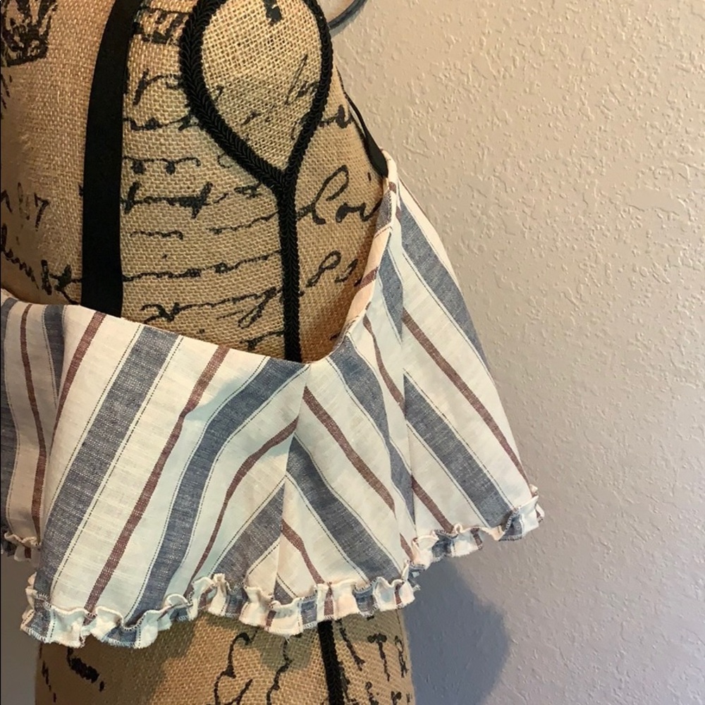 💞NWOT crop top 3 for 15.00 - Picture 4 of 6